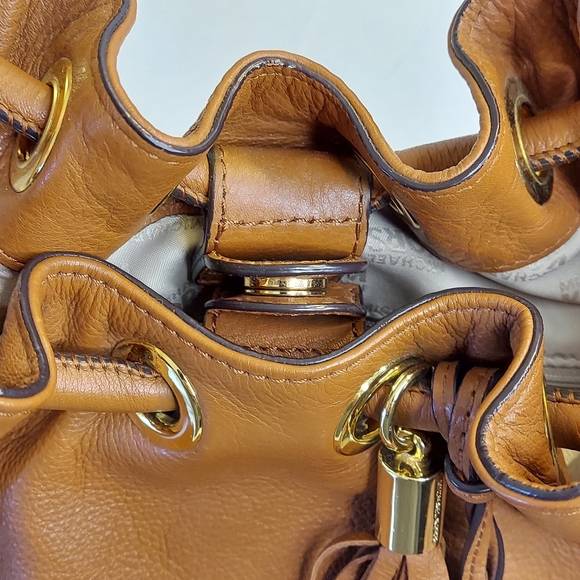 Michael Kors Tan Leather Ring Tassel Tote - Picture 15 of 16